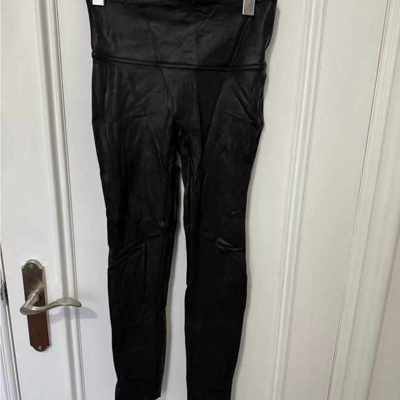 MEDIUM SPANX Black High-Waist Leggings - Picture 2 of 5